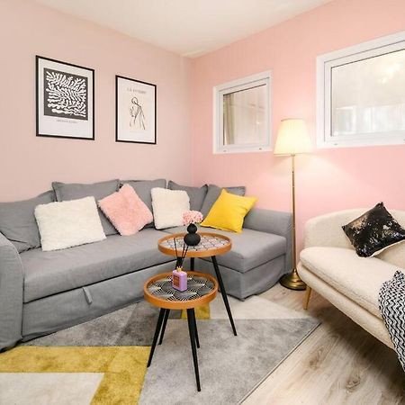 B104 - Liberty Bridge Lovely Home With Free Parking Будапеща Екстериор снимка