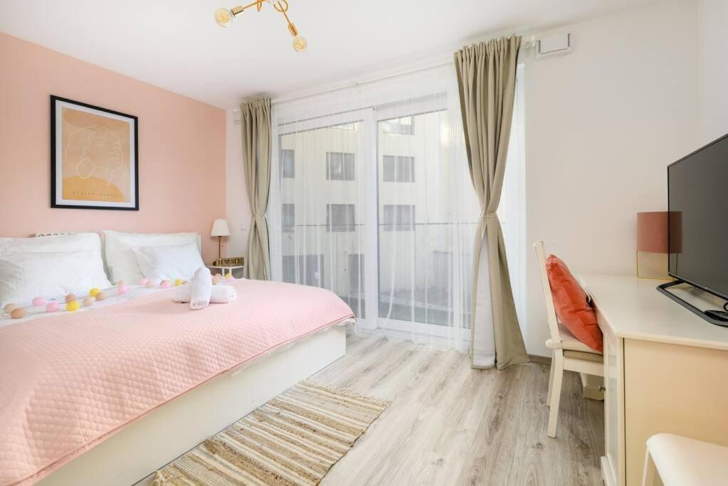 B104 - Liberty Bridge Lovely Home With Free Parking Будапеща Екстериор снимка