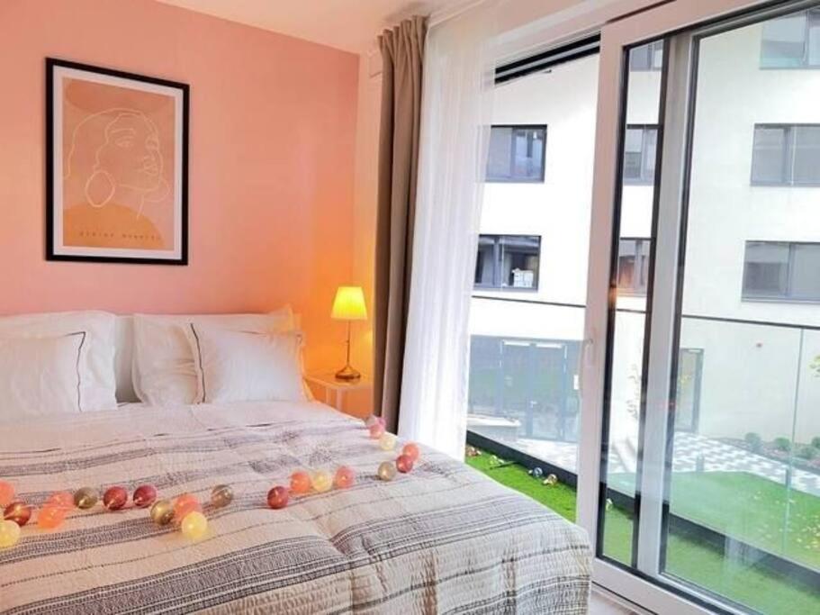 B104 - Liberty Bridge Lovely Home With Free Parking Будапеща Екстериор снимка